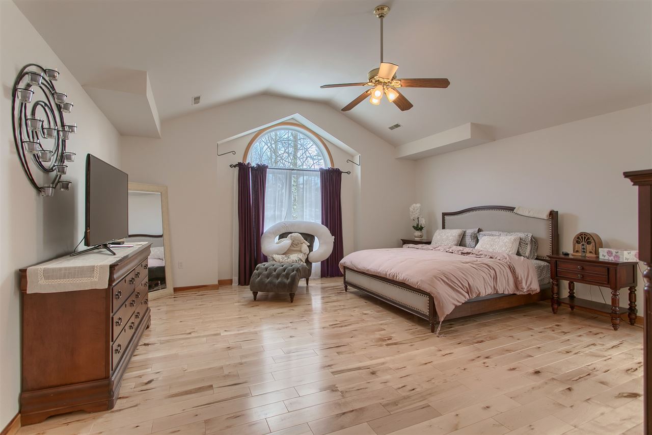 10 Squire Armour Road Windham, NH 03087 - Photo 24 of 40