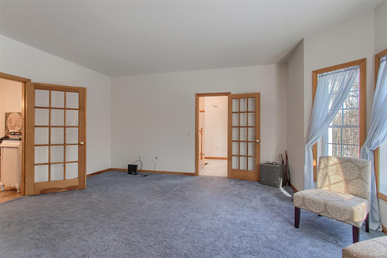 10 Squire Armour Road Windham, NH 03087 - Photo 8 of 40
