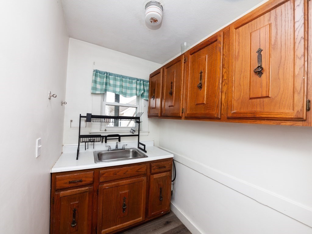 145 Bailey Road Somerville, MA 02145 - Photo 11 of 19 Gallery Image 11