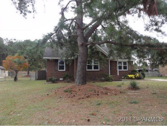 206 Burrington Road Greenville, NC 27834 - Photo 1 of 1 Primary Photo