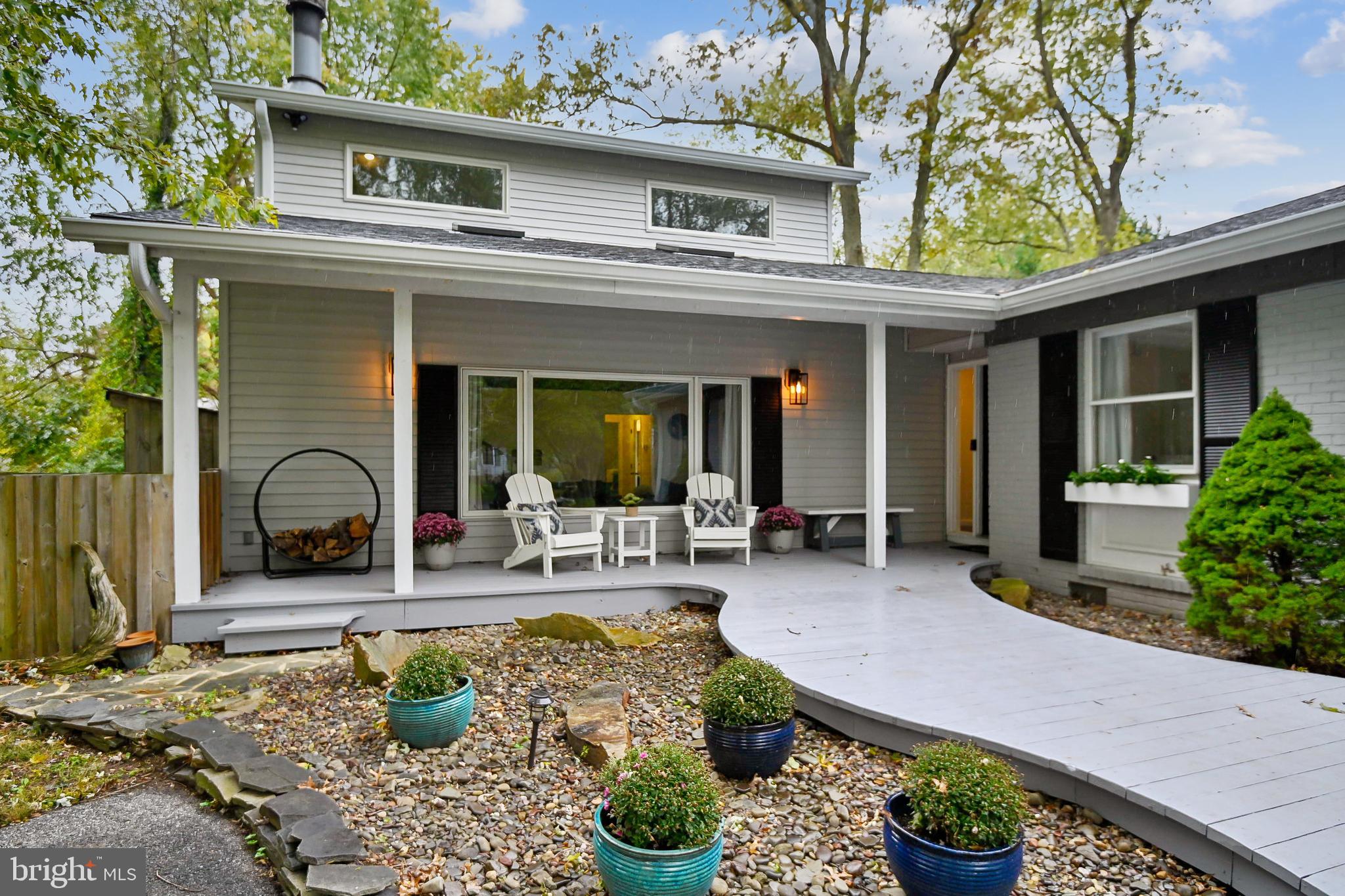615 Burley Road Annapolis, MD 21409 - Photo 3 of 42 Contemporary style loft home