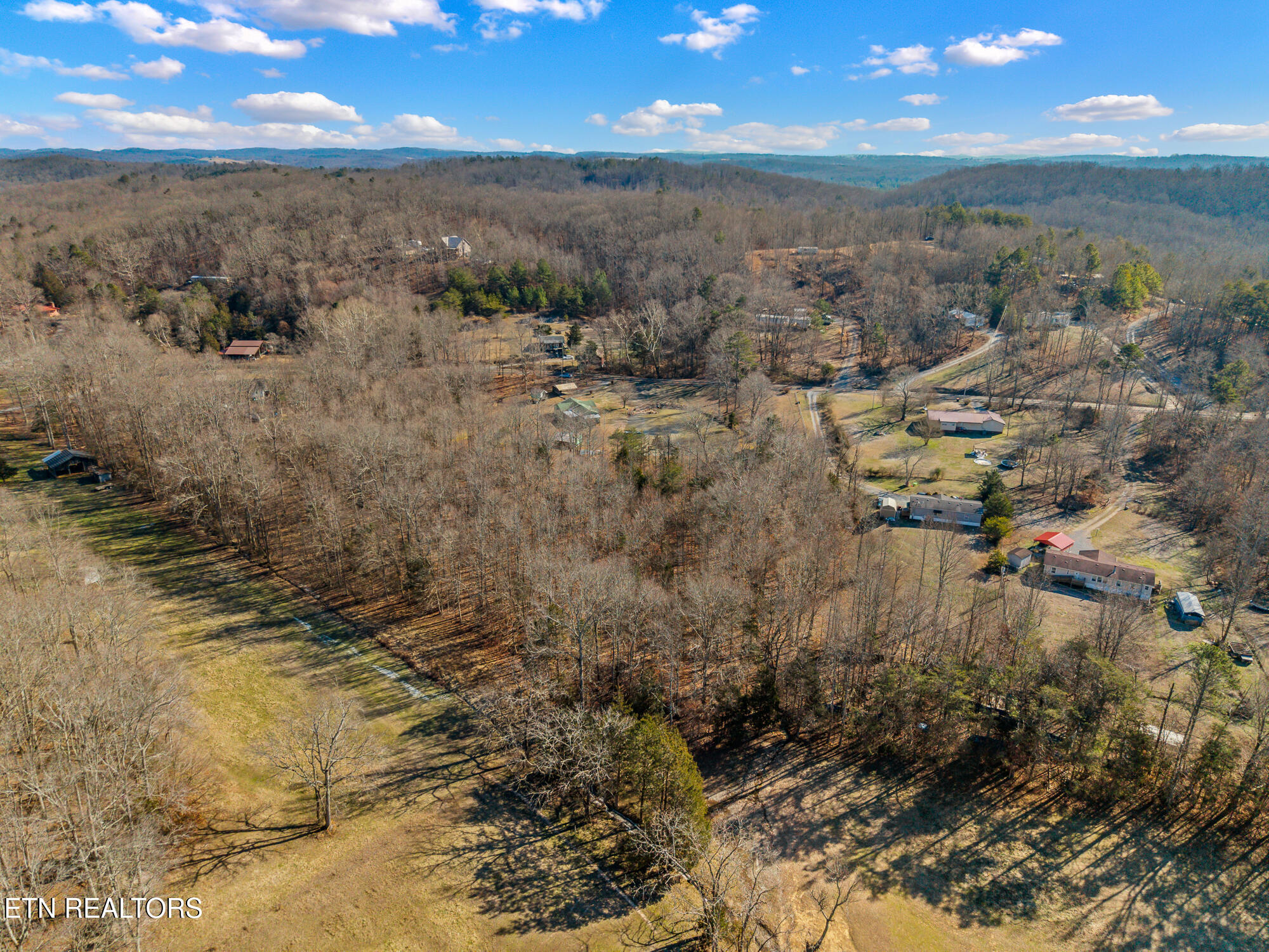 537 County Road 188 Decatur, TN 37322 - Photo 35 of 38 537 Co Rd 188-36