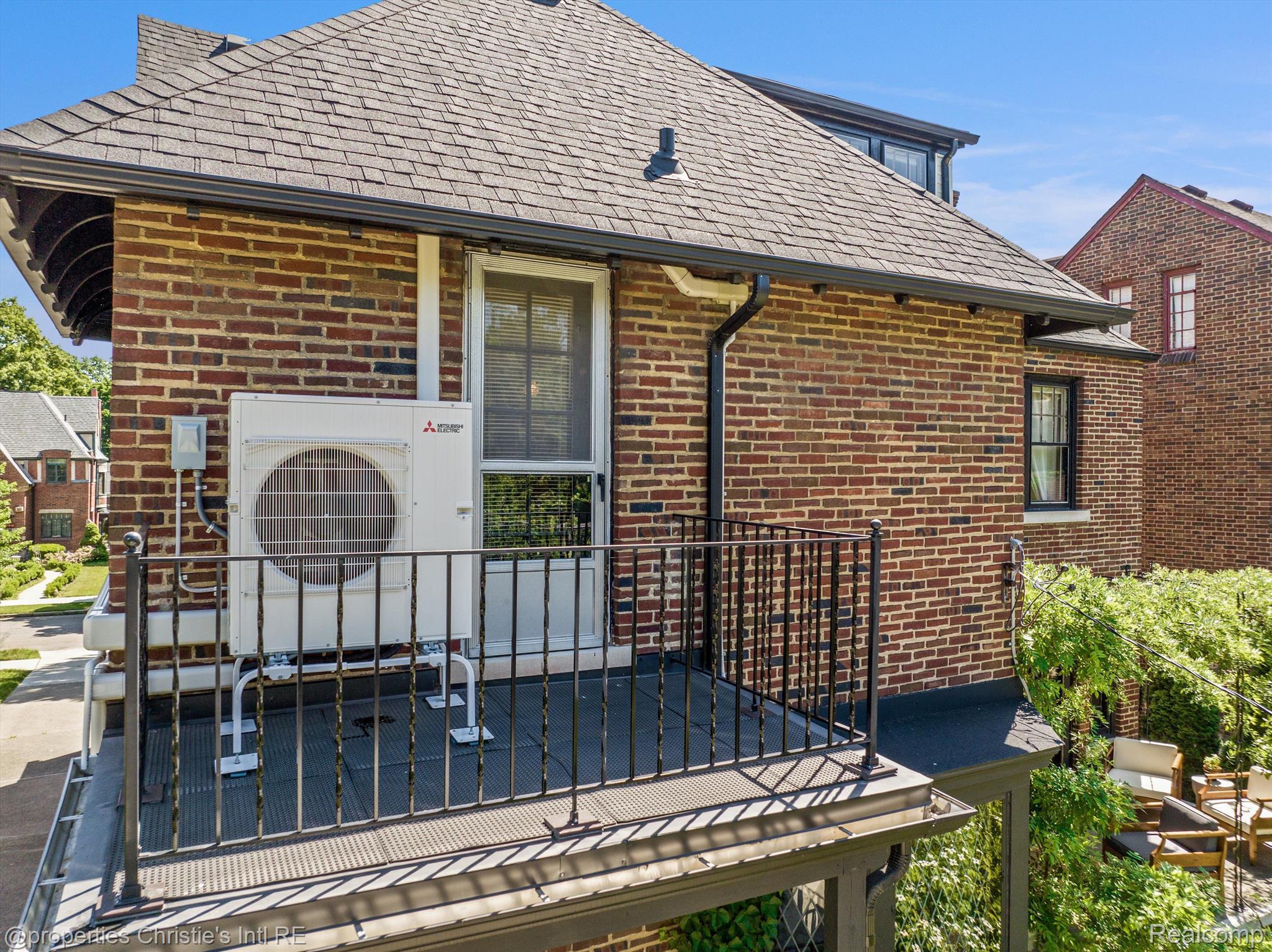 19629 Roslyn Road Detroit, MI 48221 - Photo 51 of 65 Gallery Image 51