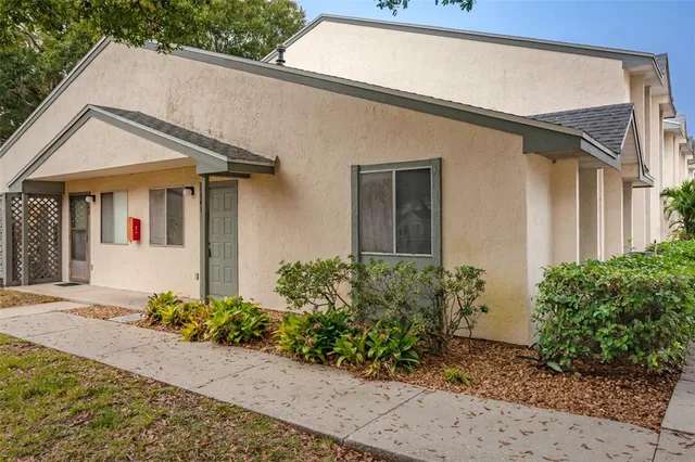 $99,999 | 2065 Isle Royale Court Southeast, Unit 141, Winter Haven, FL 33880