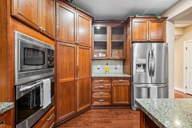 $989,950 | 4920 69th Ave Court West, University Place, WA 98467