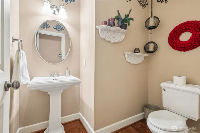 $989,950 | 4920 69th Ave Court West, University Place, WA 98467