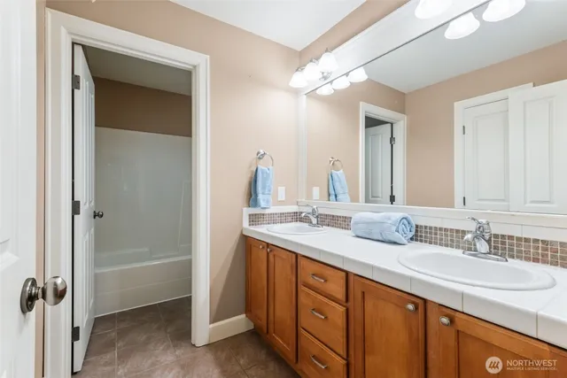 $989,950 | 4920 69th Ave Court West, University Place, WA 98467