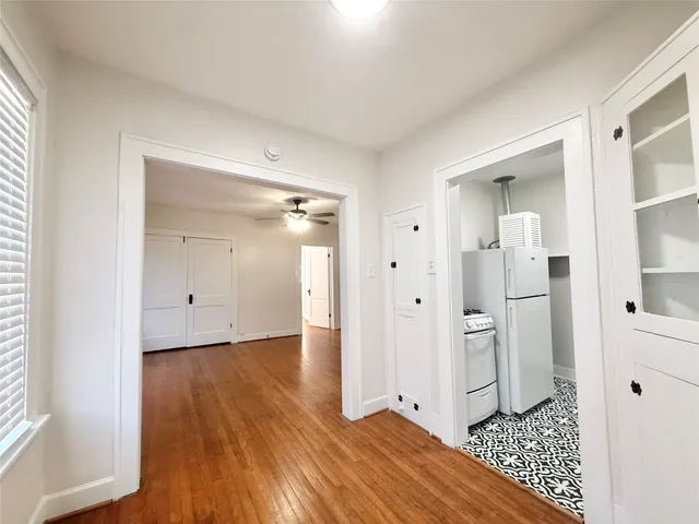 $1,095 | 1126 Berthea Street, Unit 15, Houston, TX 77006