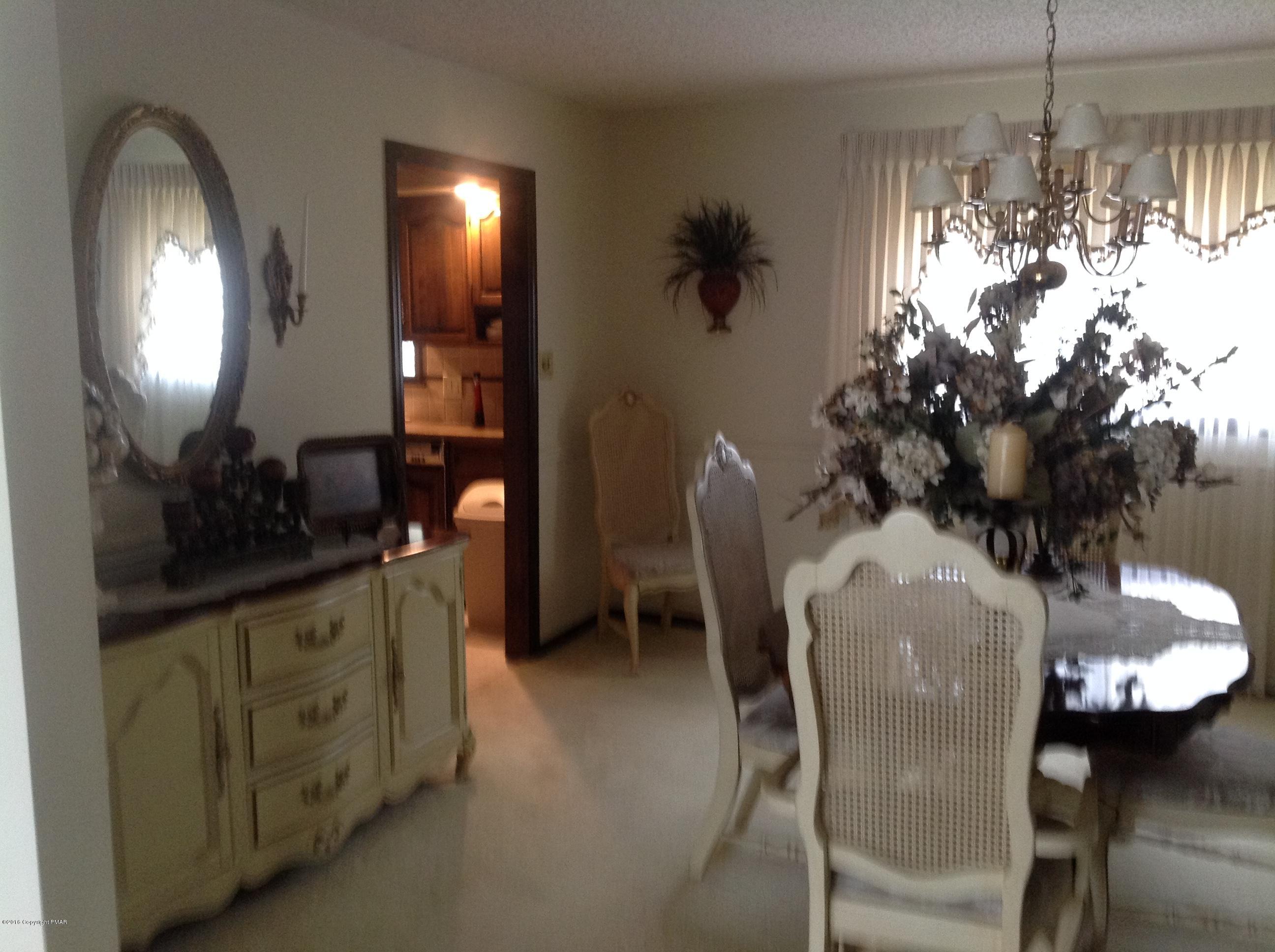 134 Faith Road Sugarloaf, PA 18249 - Photo 7 of 40 dining room off kitchen