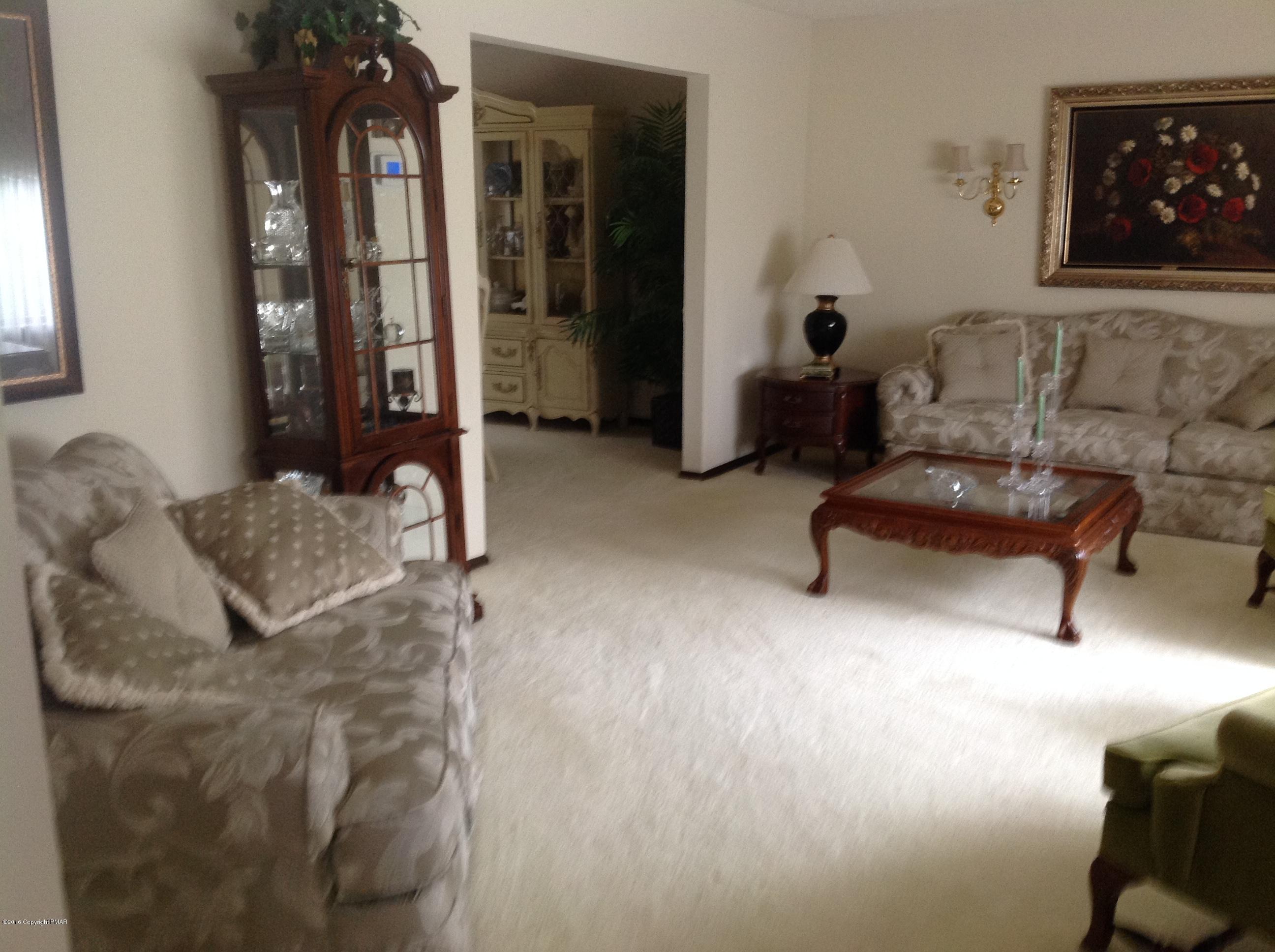 134 Faith Road Sugarloaf, PA 18249 - Photo 9 of 40 living room view 2