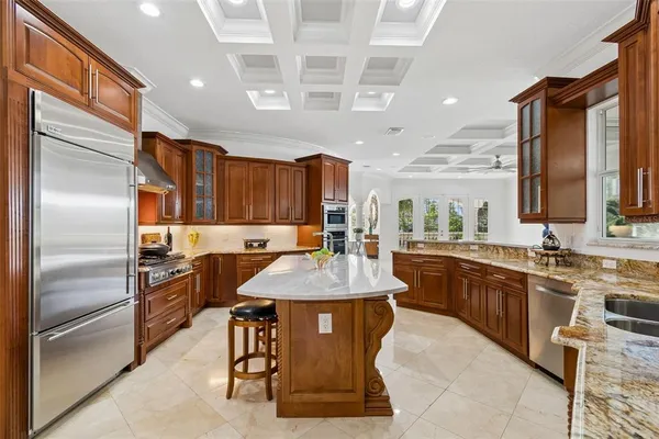 $2,990,000 | 6233 Bayshore Boulevard, Tampa, FL 33611