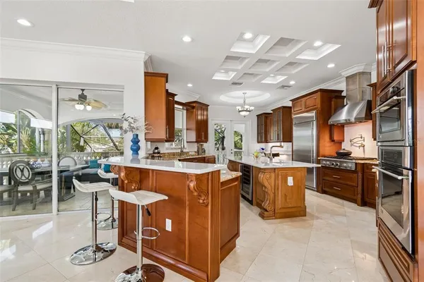 $2,990,000 | 6233 Bayshore Boulevard, Tampa, FL 33611
