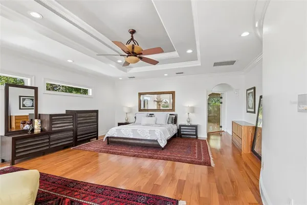 $2,990,000 | 6233 Bayshore Boulevard, Tampa, FL 33611