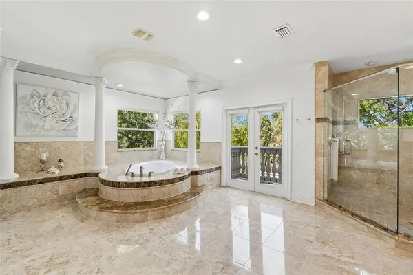 $2,990,000 | 6233 Bayshore Boulevard, Tampa, FL 33611