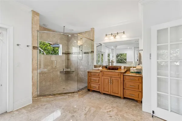 $2,990,000 | 6233 Bayshore Boulevard, Tampa, FL 33611