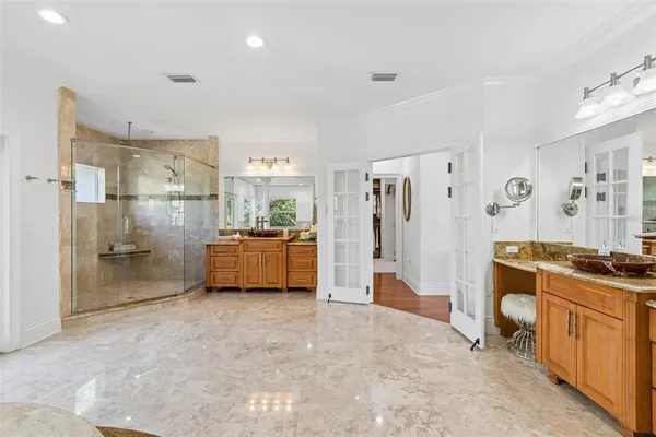 $2,990,000 | 6233 Bayshore Boulevard, Tampa, FL 33611