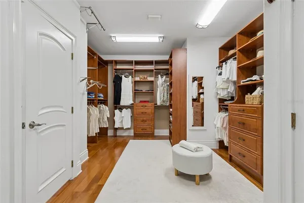 $2,990,000 | 6233 Bayshore Boulevard, Tampa, FL 33611