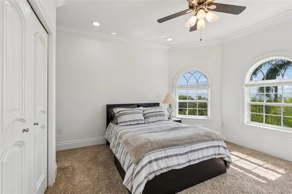 $2,990,000 | 6233 Bayshore Boulevard, Tampa, FL 33611