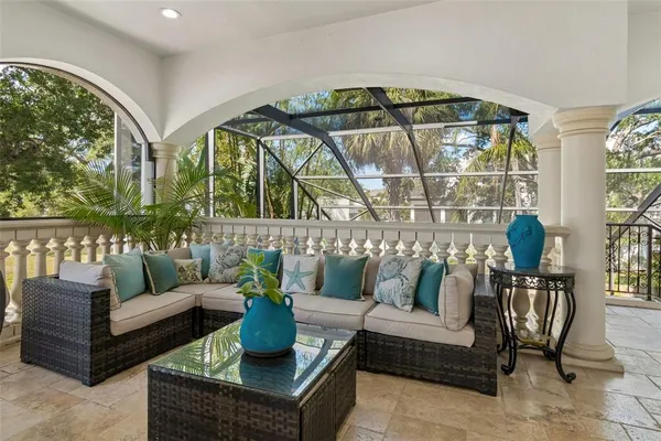 $2,990,000 | 6233 Bayshore Boulevard, Tampa, FL 33611