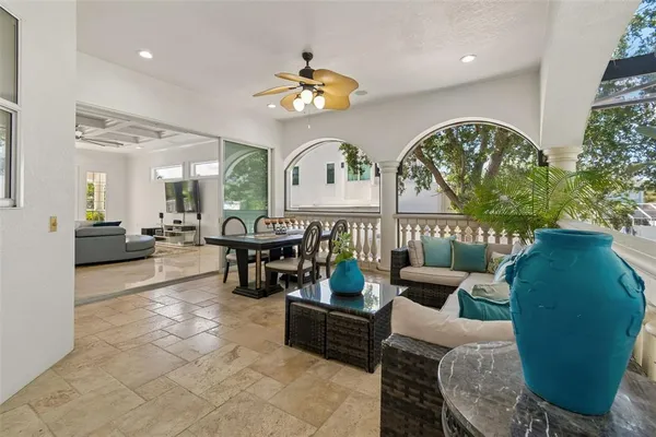 $2,990,000 | 6233 Bayshore Boulevard, Tampa, FL 33611