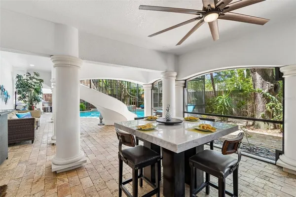 $2,990,000 | 6233 Bayshore Boulevard, Tampa, FL 33611