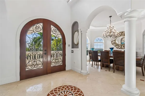 $2,990,000 | 6233 Bayshore Boulevard, Tampa, FL 33611