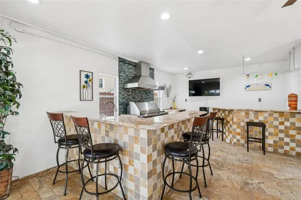 $2,990,000 | 6233 Bayshore Boulevard, Tampa, FL 33611