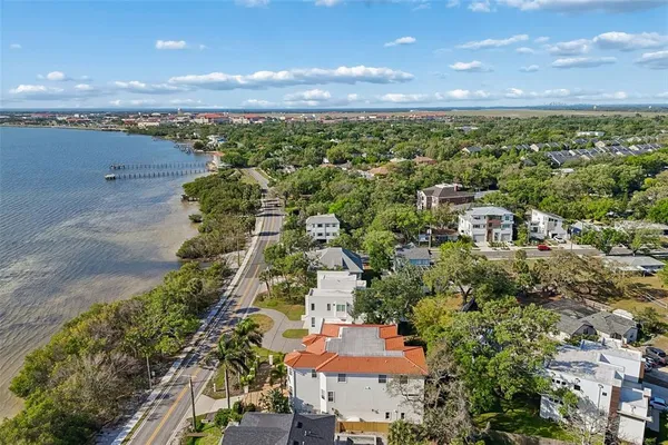 $2,990,000 | 6233 Bayshore Boulevard, Tampa, FL 33611