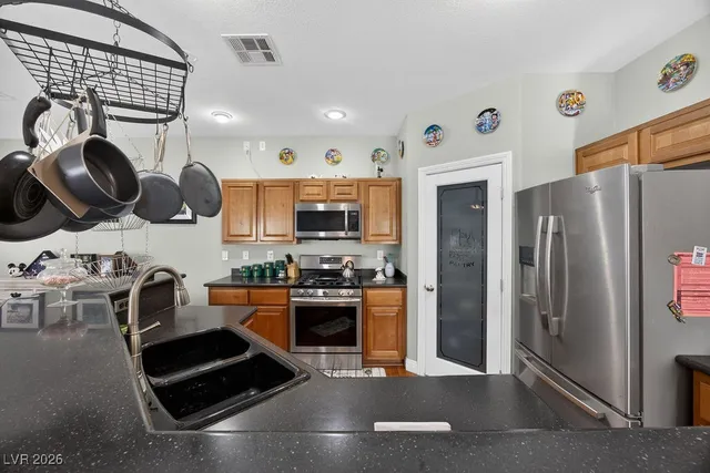 $349,999 | 1069 Thrill Court, Unit 3, Henderson, NV 89002