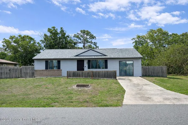 $192,000 | 1111 Grapefruit Road Southeast, Palm Bay, FL 32909
