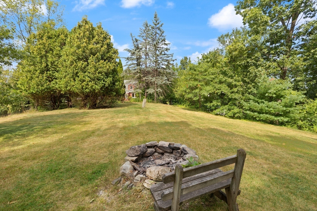 284 Martins Pond Road Groton, MA 01450 - Photo 38 of 42