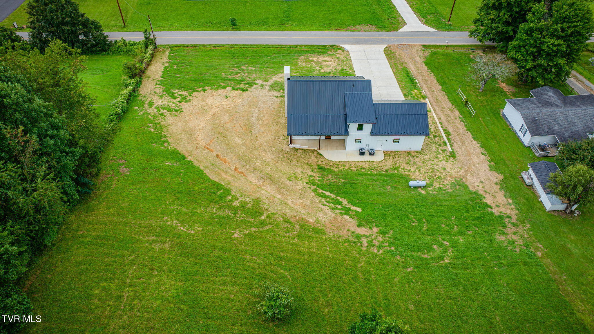 1627 Powder Branch Road Johnson City, TN 37601 - Photo 52 of 54 106