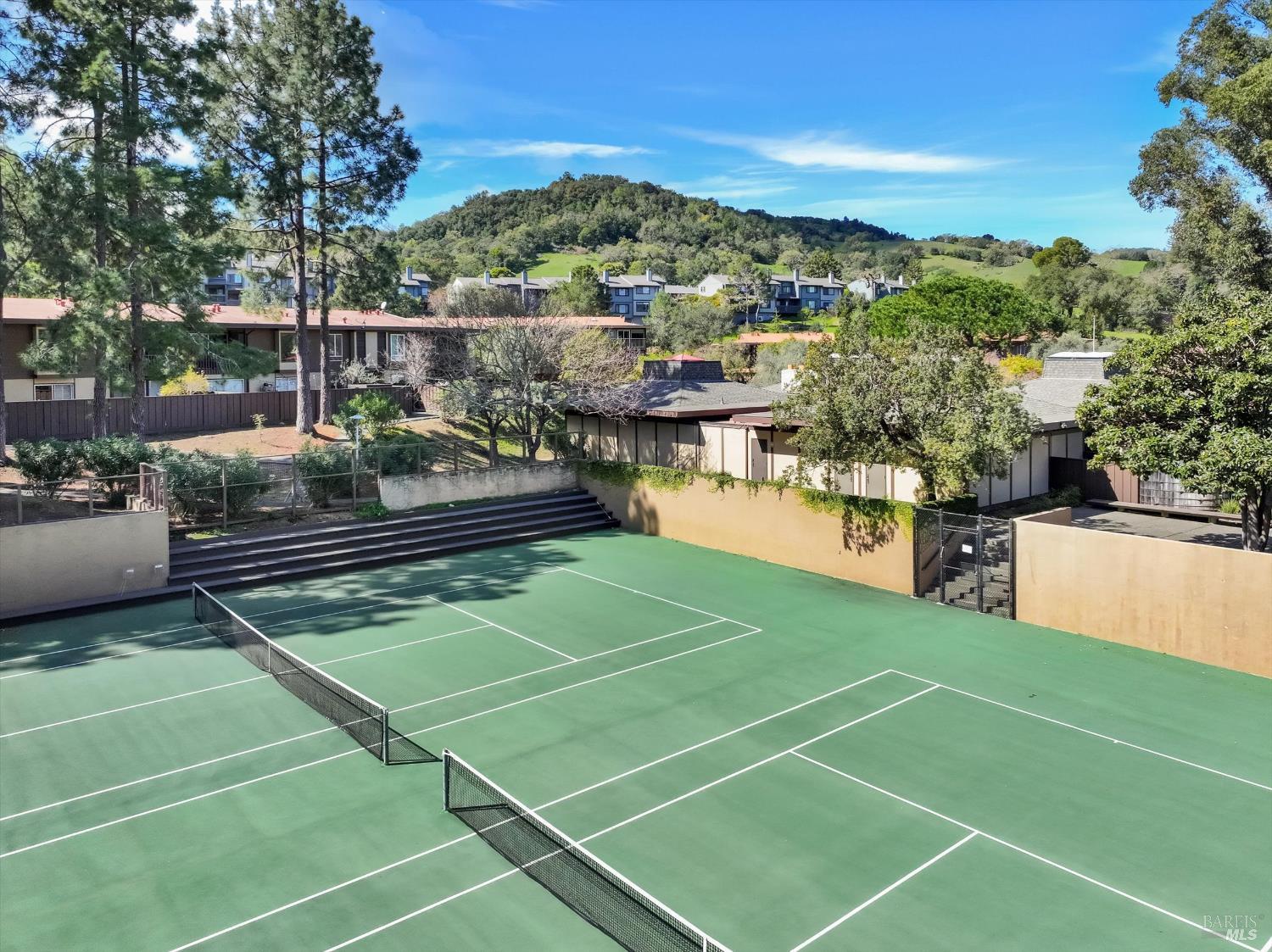 60 Surrey Lane San Rafael, CA 94903 - Photo 21 of 24