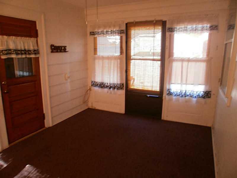 76 Jenckes Street Woonsocket, RI 02895 - Photo 4 of 15 Entry.