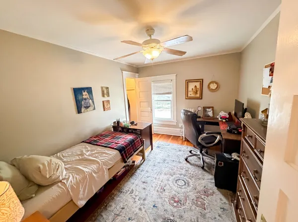 $399,999 | 211 North Batavia Avenue, Batavia, IL 60510