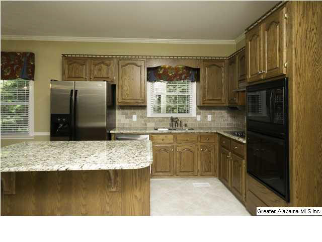 5445 Hickory Ridge Drive Birmingham, AL 35242 - Photo 3 of 32