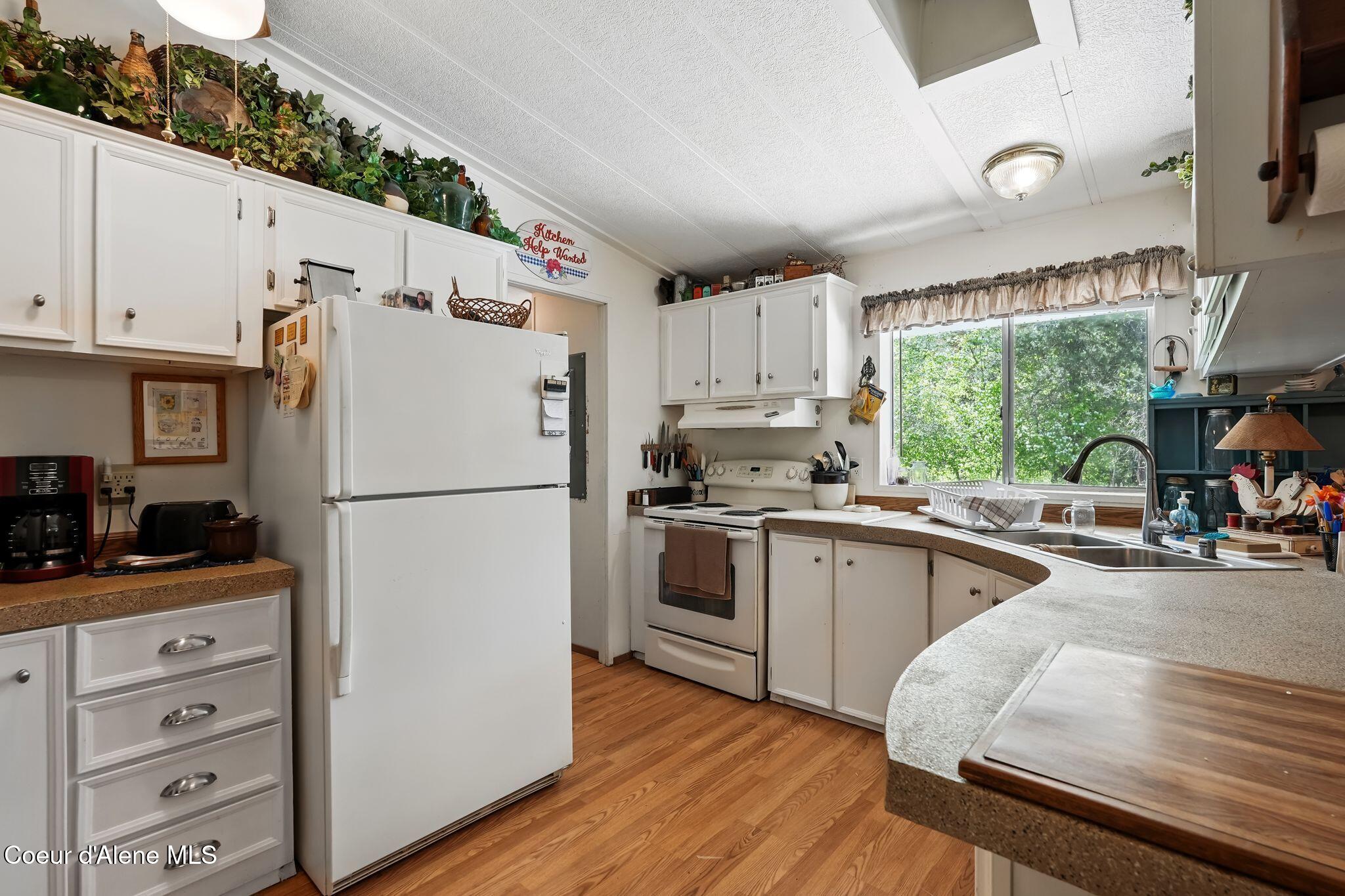 1601 Spades Road Sagle, ID 83860 - Photo 13 of 60 13