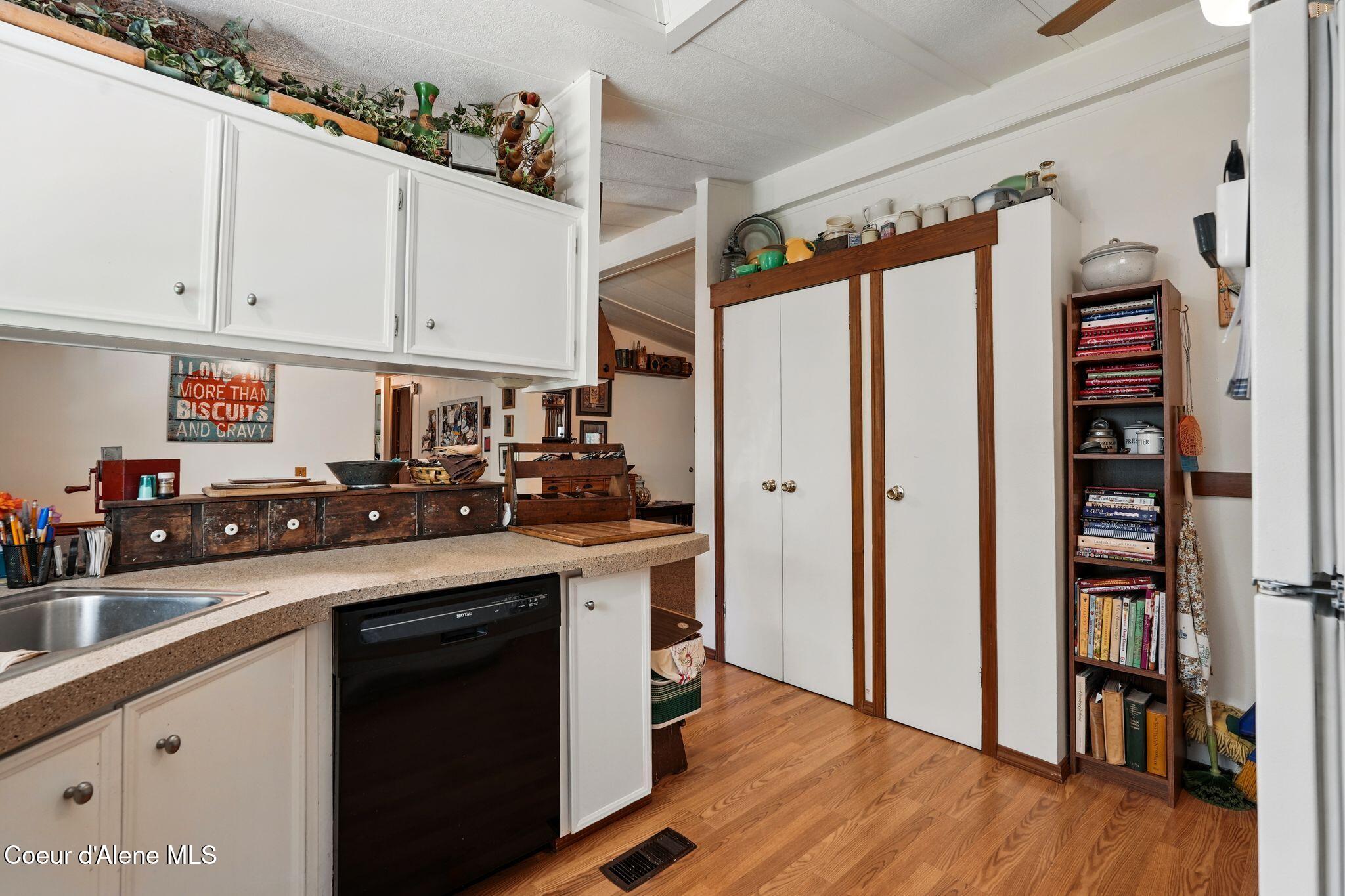 1601 Spades Road Sagle, ID 83860 - Photo 16 of 60 16