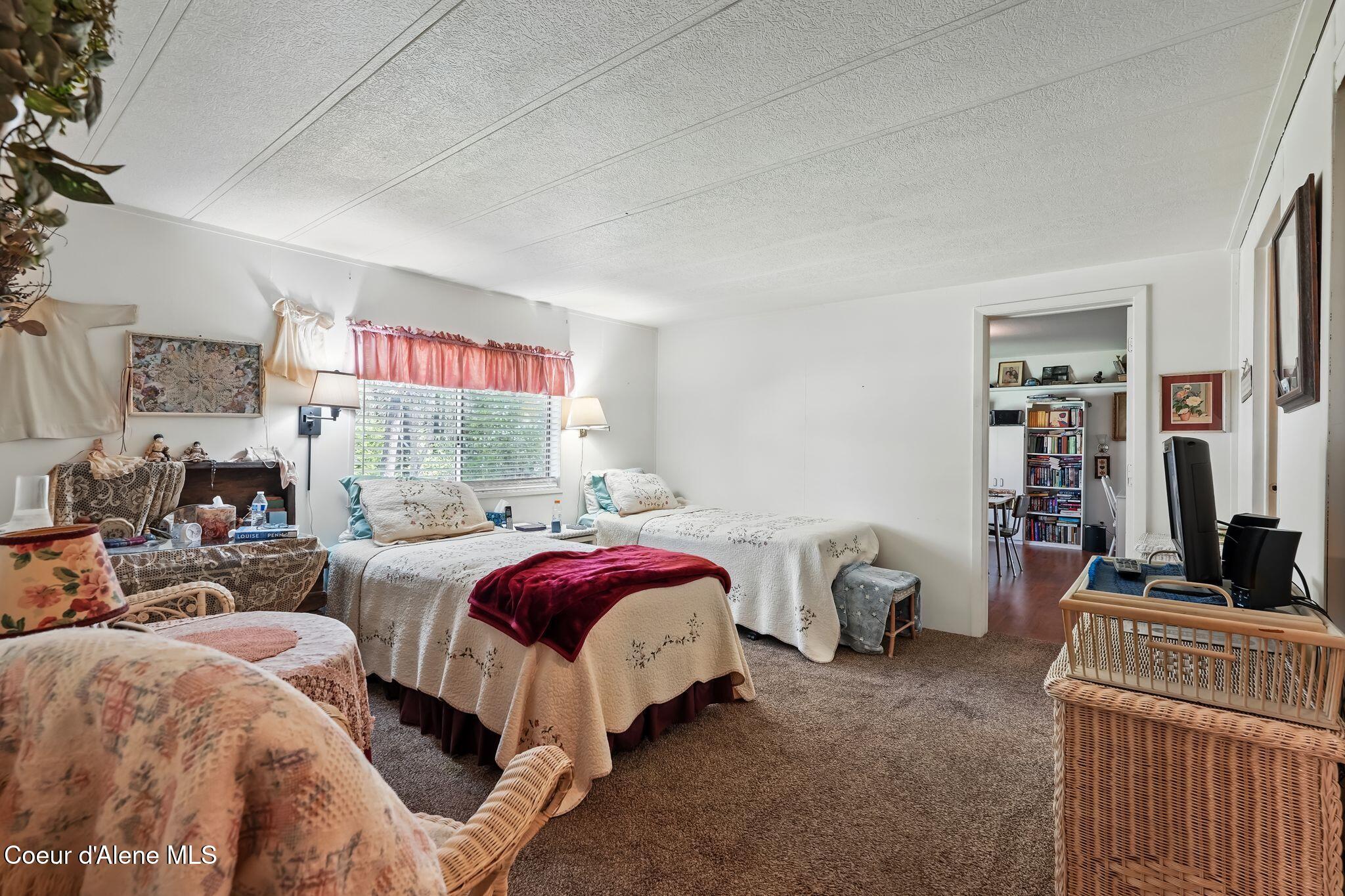 1601 Spades Road Sagle, ID 83860 - Photo 17 of 60 17