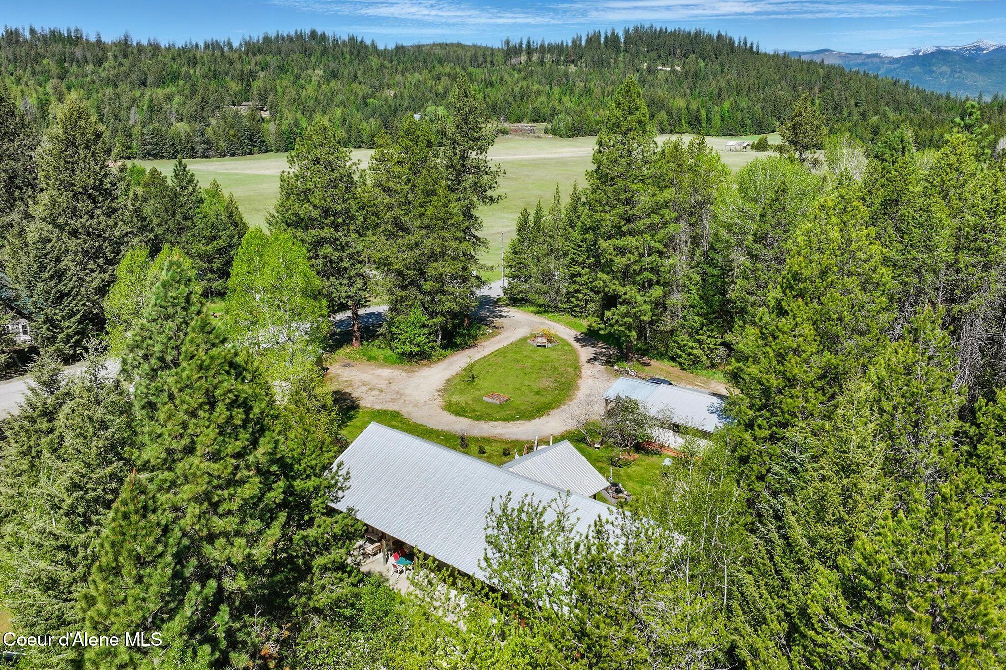 1601 Spades Road Sagle, ID 83860 - Photo 2 of 60 2