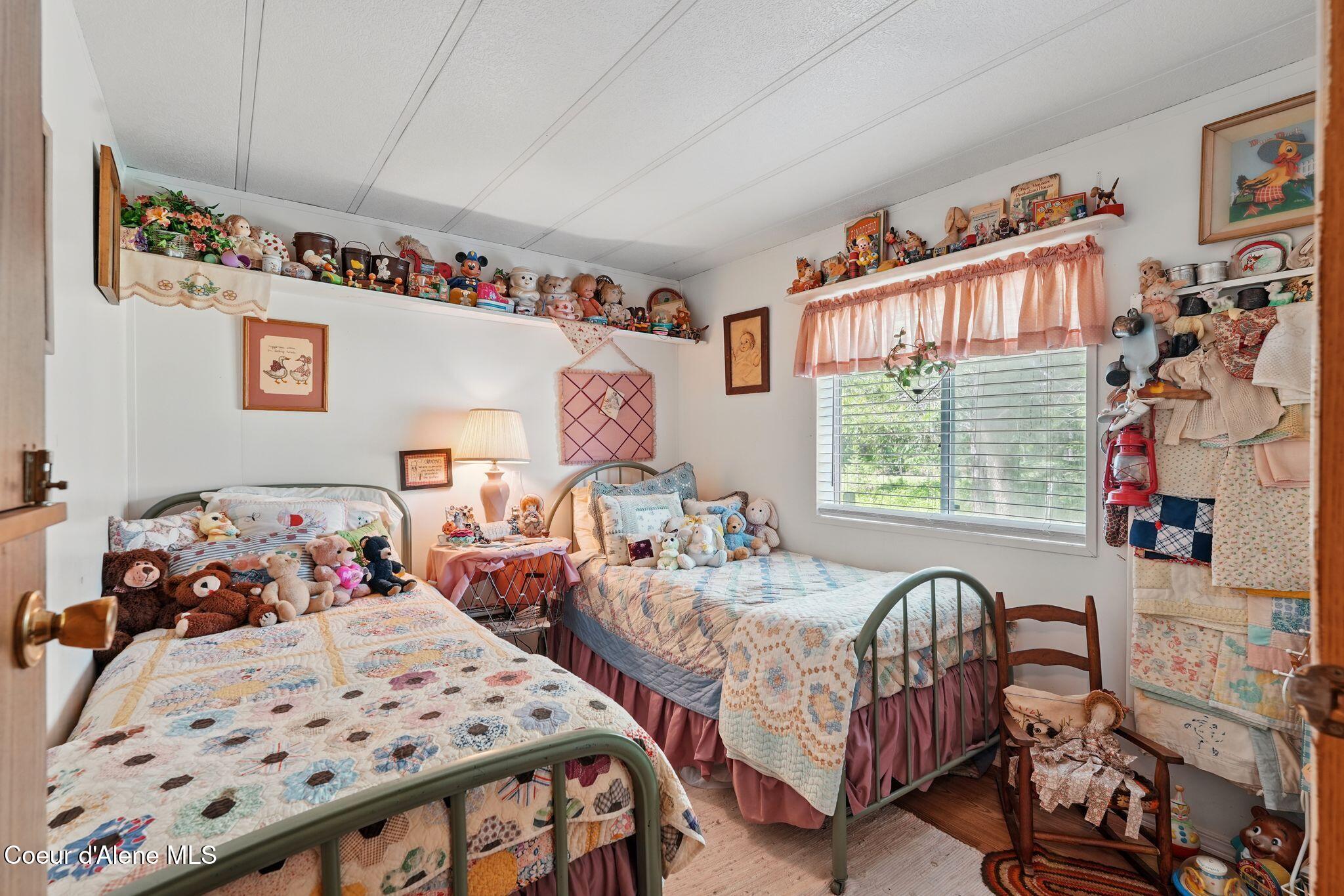 1601 Spades Road Sagle, ID 83860 - Photo 32 of 60 32