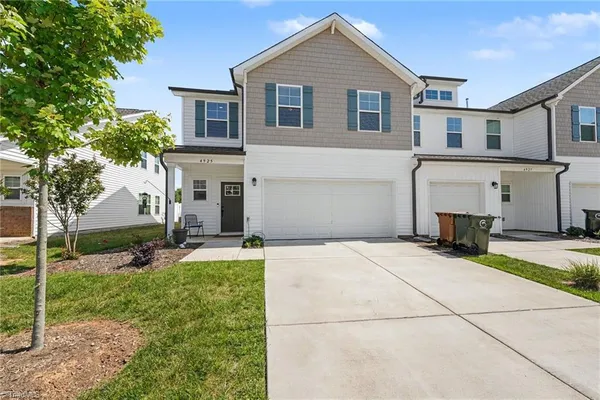$2,495 | 4925 Cannon Crossing Way, Greensboro, NC 27410