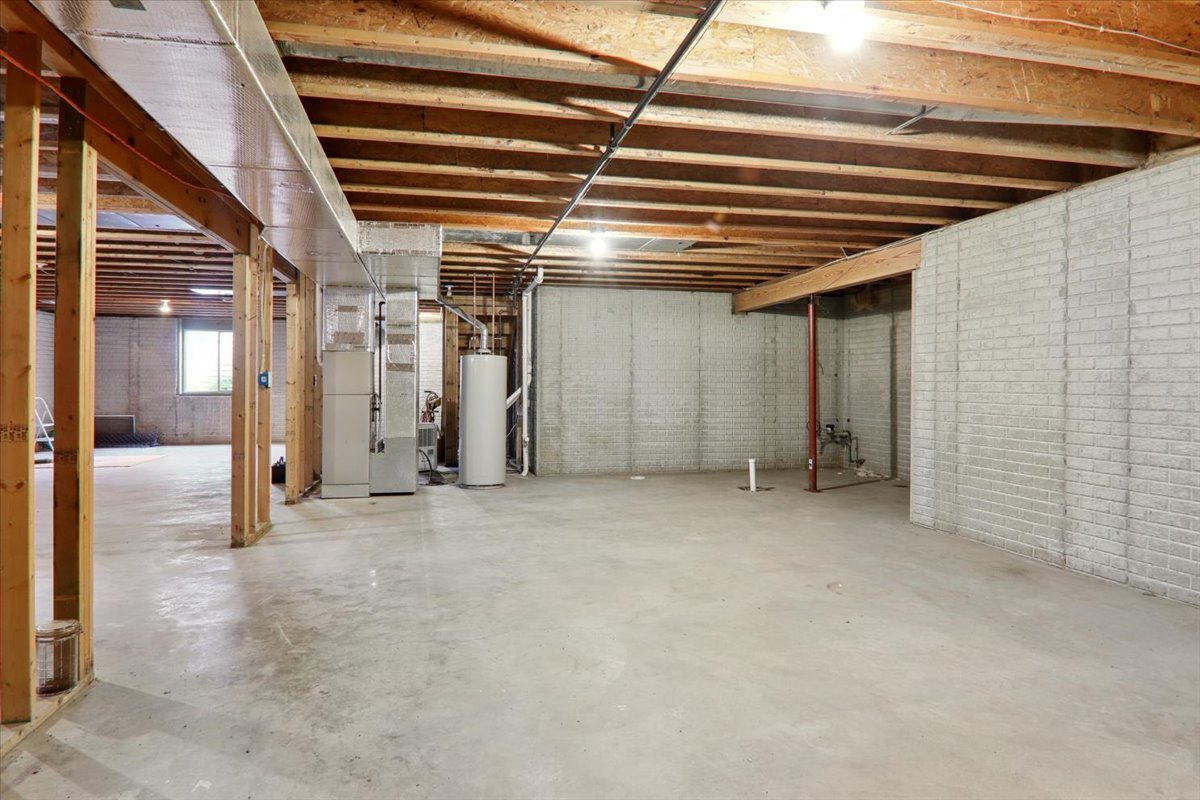 333 Clearview Road El Paso, IL 61738 - Photo 24 of 24 Gallery Image 24