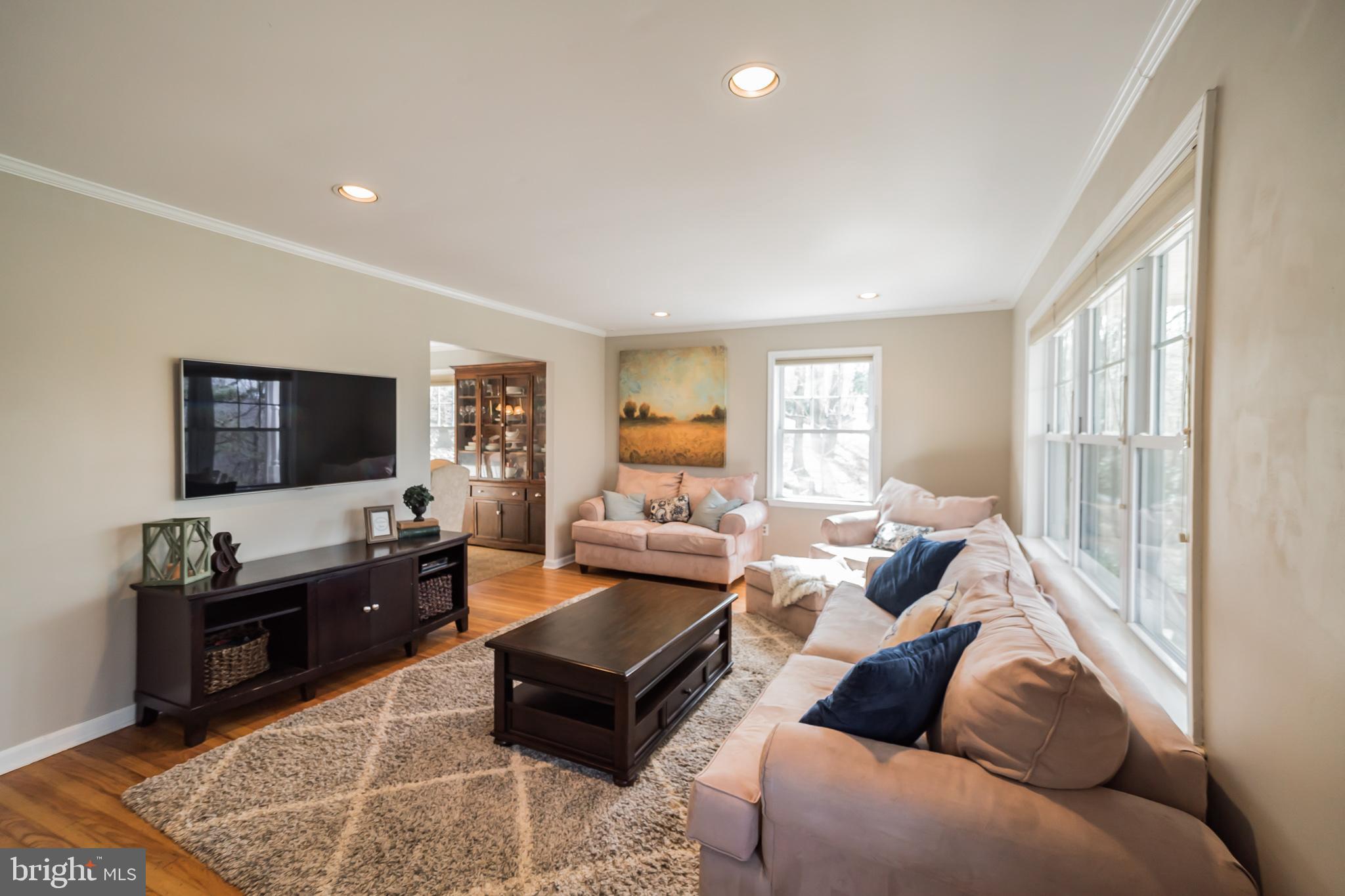 355 Danell Road Wayne, PA 19087 - Photo 4 of 30