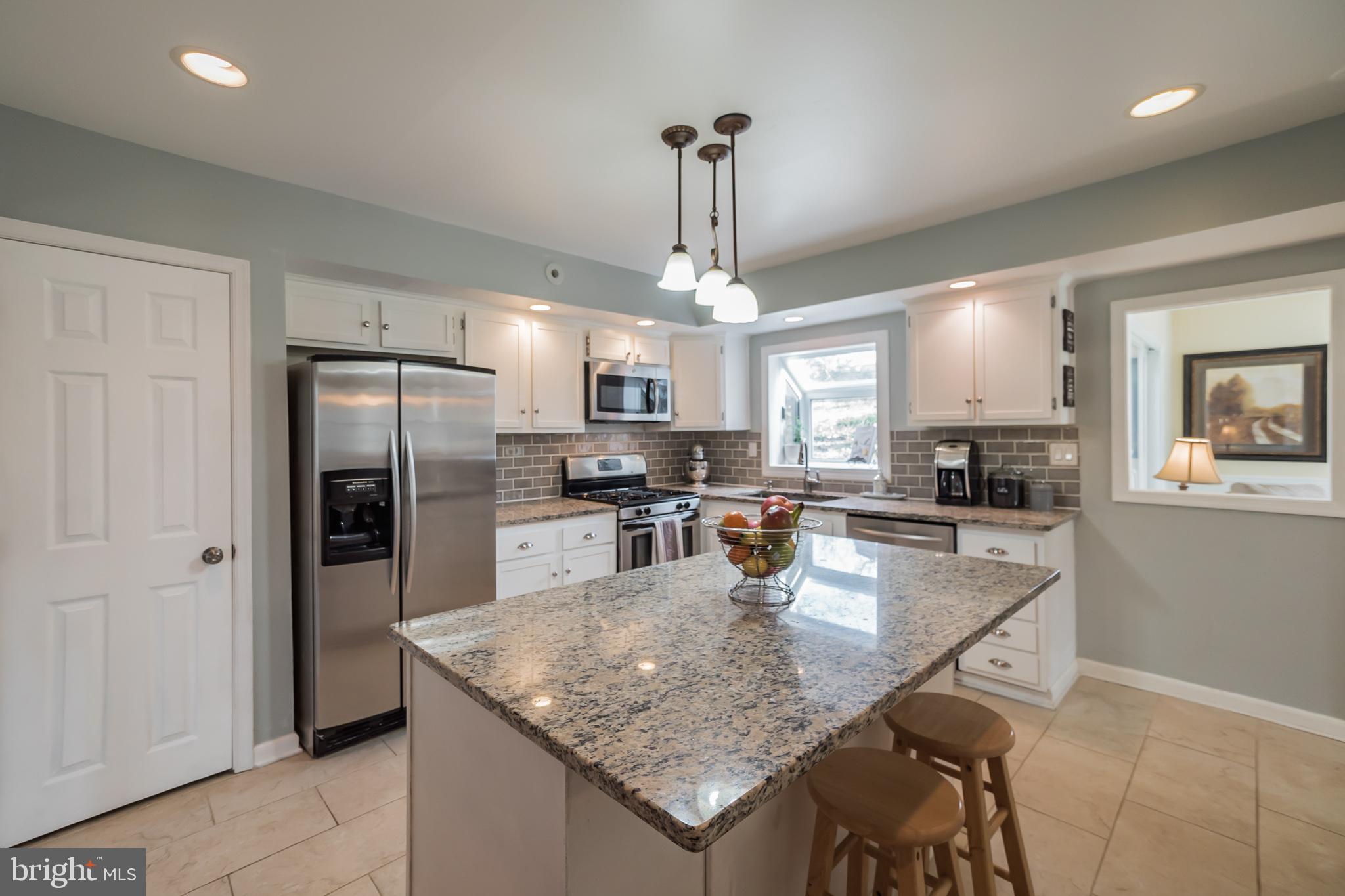 355 Danell Road Wayne, PA 19087 - Photo 9 of 30