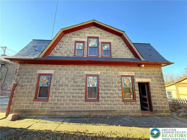 $449,900 | 2 Race, Catasauqua, PA 18032