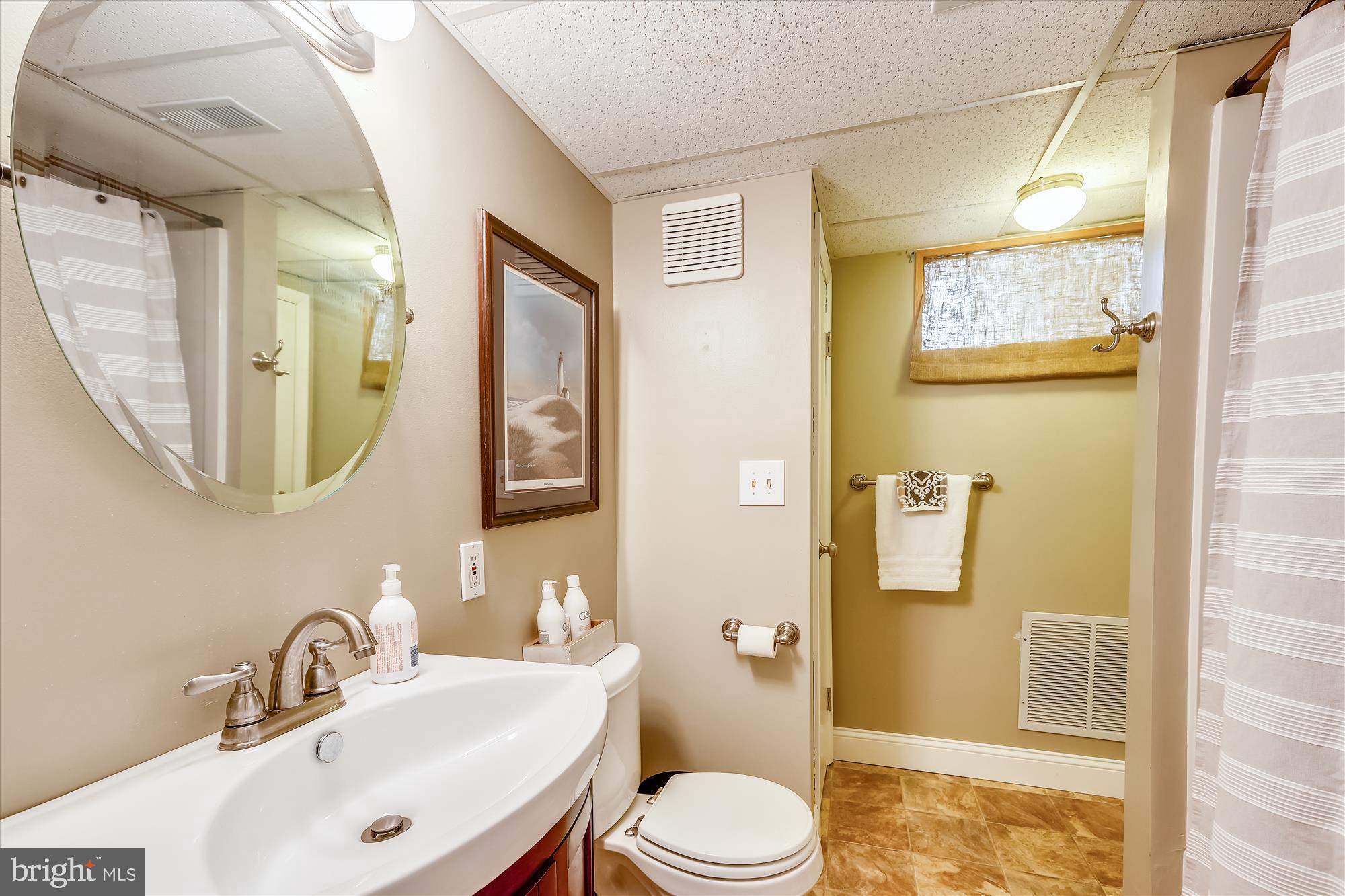 600 Amoss Road Severna Park, MD 21146 - Photo 20 of 26 Bathroom #3