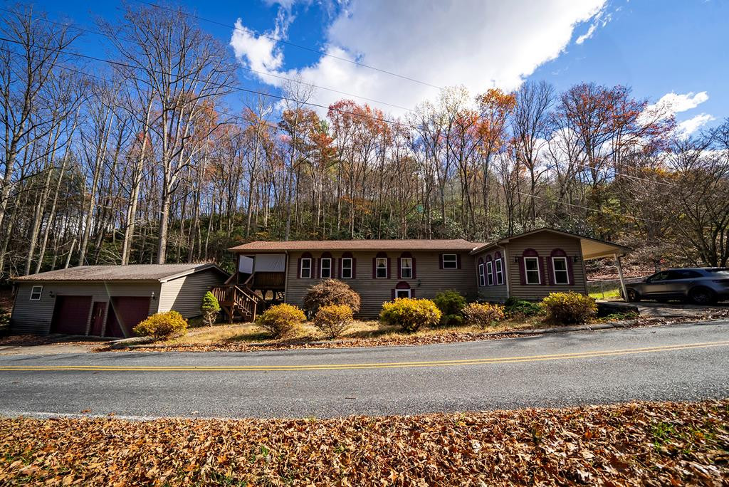 149 Floyd Carpenter Road Robbinsville, NC 28771 - Photo 1 of 29 Main View