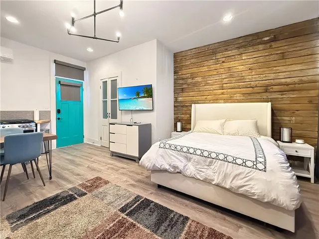 $1,250 | 5018 Lasalle Street, Unit B, New Orleans, LA 70115