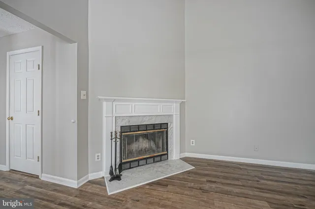 a view of a livingroom with a fireplace